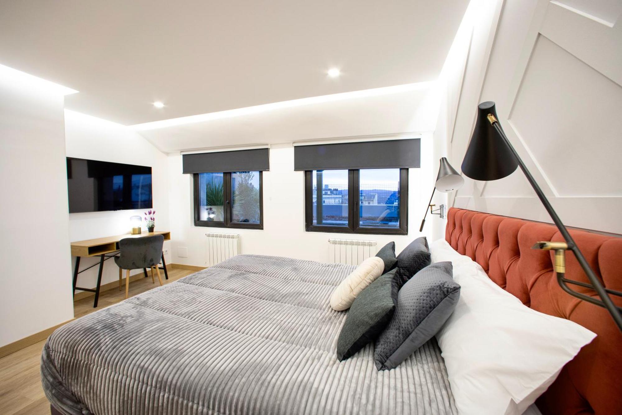Lucus Skyline & Terrace Apartment Луго Екстериор снимка