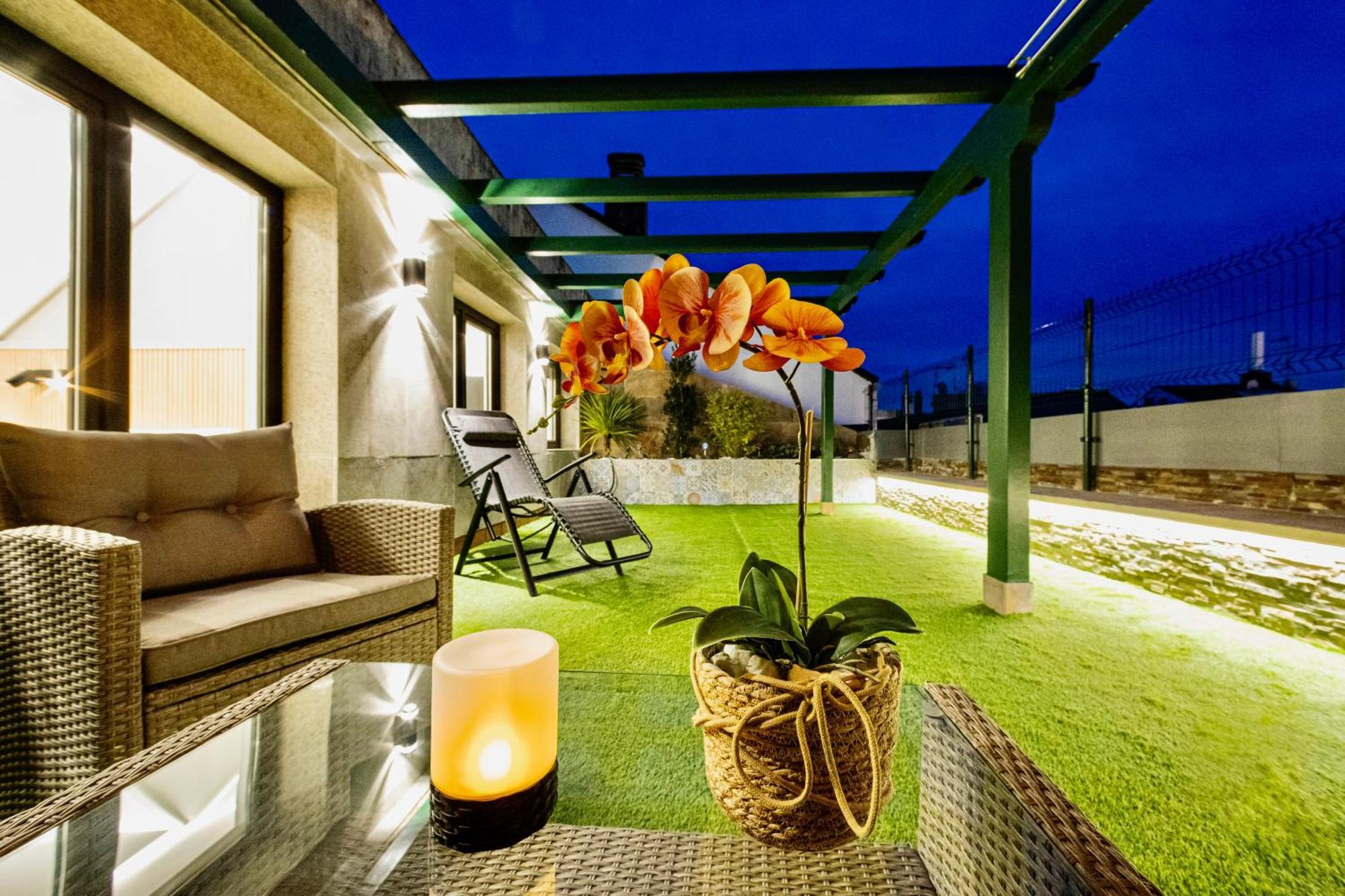 Lucus Skyline & Terrace Apartment Луго Екстериор снимка