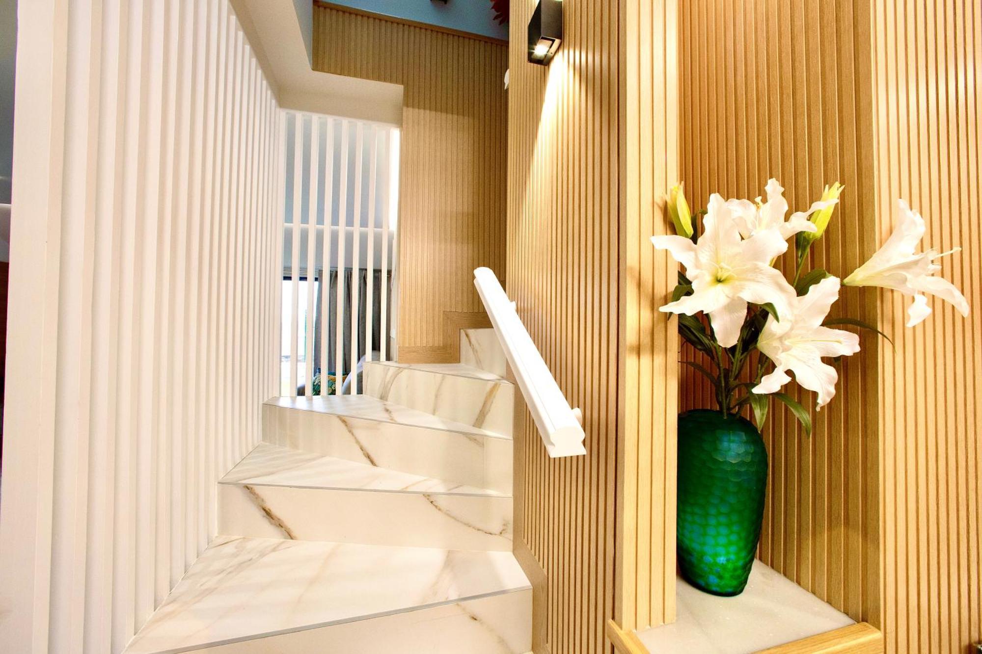 Lucus Skyline & Terrace Apartment Луго Екстериор снимка